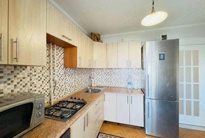 Apartament cu 2 camere semidecomandat în Unirii - 1