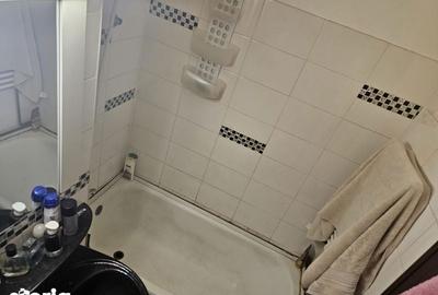 Garsonieră decomandată în Rovine - 5