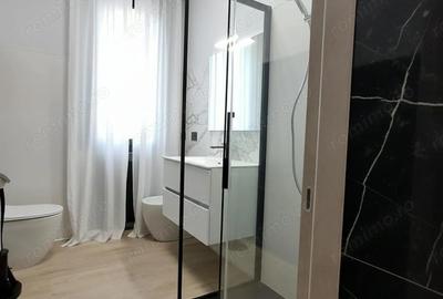 Apartament cu 2 camere decomandat în Titan