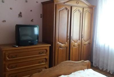Apartament cu 3 camere decomandat în Eremia - 8