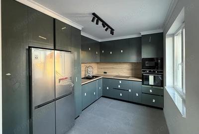 Casă cu 7 camere cu Teren 320 Mp în Sântion - 5