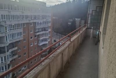 Apartament cu 3 camere decomandat în Centrul Civic - 4