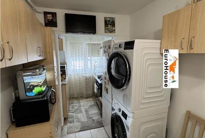 Garsonieră decomandată în Central - 2