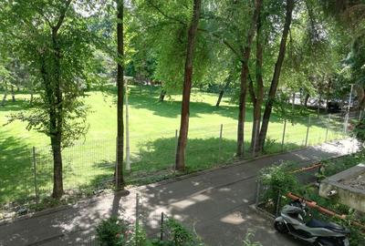 Apartament cu 3 camere decomandat în Constructorilor - 4