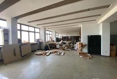 Spațiu comercial, de 3,660 mp, în Armeneasca - 1