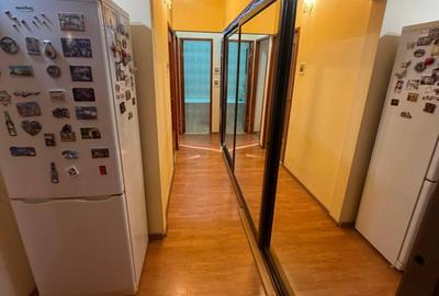 Apartament cu 3 camere decomandat în 9 Mai - 3