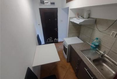 Apartament cu 2 camere nedecomandat în Oravița - 2