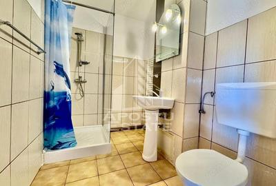 Apartament cu 3 camere decomandat în Micălaca