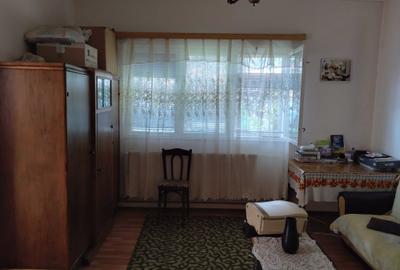 Casă cu 4 camere în Central - 3