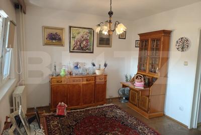 Apartament cu 4 camere, 88 mp, etaj intermediar, pe B-dul Dacia - 11