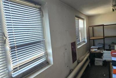 Spațiu comercial, de 1,000 mp, în Centura - 6