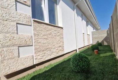 Casă cu 3 camere în Bucovăț - 1