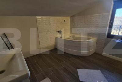 Casă cu 5 camere cu Teren 600 Mp în Bercu Roșu - 4