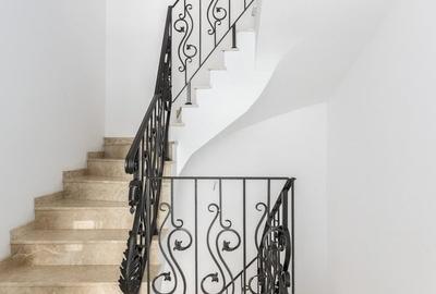 Casă cu 7 camere cu Teren 2267 Mp în Căciulați - 4