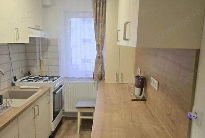 Apartament cu 2 camere semidecomandat în Micro 15 - 1