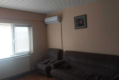 Apartament cu 3 camere decomandat în Mircea cel Bătrân - 1
