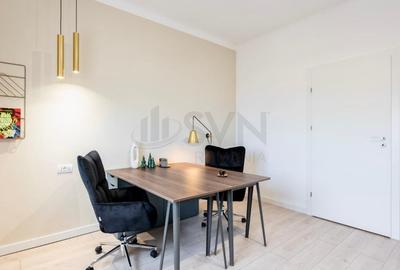 Spațiu comercial, de 105 mp, în P-ța Romană - 13