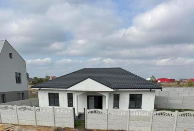 Casa parter, 111 mp utili, 400 mp teren, zona Metro - 3