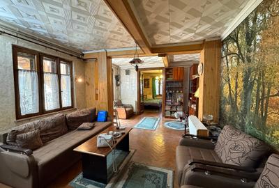 Casă individuală cu 5 camere cu Canalizare în Domenii - 1