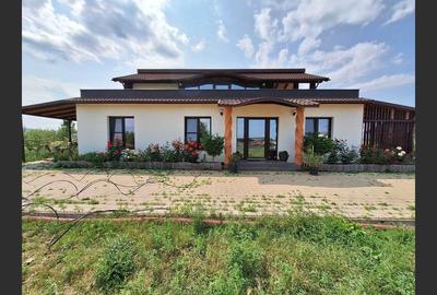 Casă spațioasă 4+ camere, Oiejdea, 230m?, 190.000EUR - 4