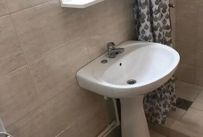 Garsonieră decomandată în Complex Studențesc