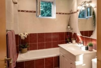 Apartament cu 3 camere în Central - 2