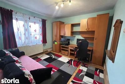 Apartament cu 2 camere, mobilat în Triaj - 5