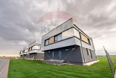 Vila 4 camere, curte si parcare - Balotesti