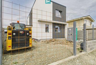 Casă cu 4 camere cu Teren 365 Mp în Central - 2