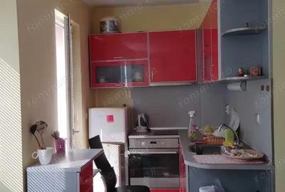 Garsonieră decomandată în Olimpia-Stadion