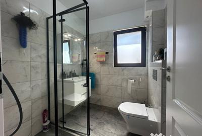 Casă cu 4 camere cu Teren 550 Mp în Hălchiu - 1