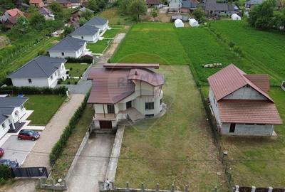 OFERTA!!Vila deosebita de vanzare in Sasar cu teren 1200 mp! - 9