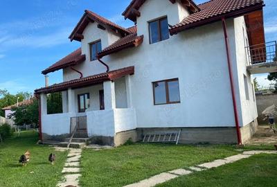 Casă cu Teren 400 Mp în Chișoda - 9