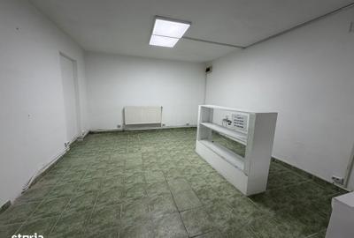 Spațiu comercial, de 18 mp, în Central - 3