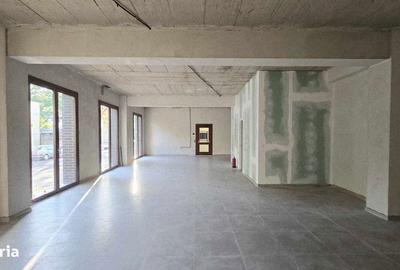 Spațiu comercial, de 102 mp, în Orașul Nou - 3