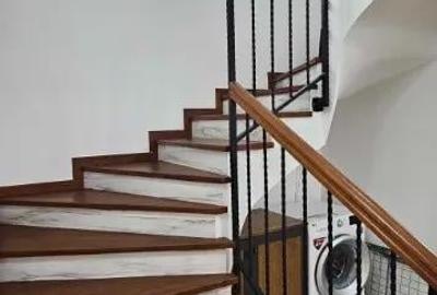 Casă cu 4 camere cu Teren 770 Mp în Iosia - 16