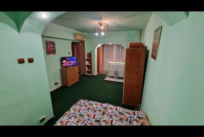 Inchiriez garsoniera Inchiriez garsoniera - 5