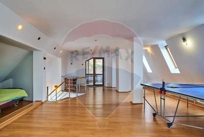 Vila/ Casa de vacanta Predeal/ piscina interioara ! - 18