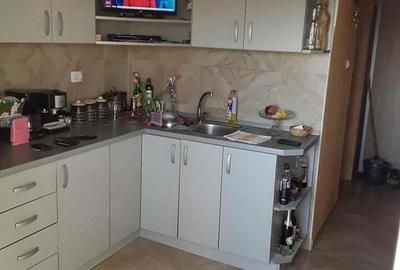 Garsoniera in zona Eroii Revolu?iei situata la etajul 2 cu o suprafata de 18mp - 3