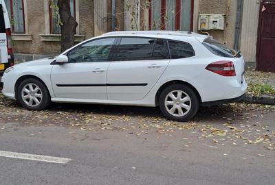 Casă cu 4 camere în Central - 3