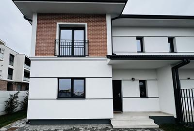 Duplex cu 5 camere cu Canalizare în Dumbrăvița - 1