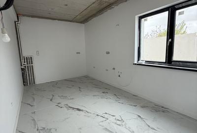Casă cu 4 camere cu Teren 270 Mp în Vânători - 14