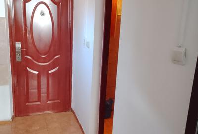 Garsonieră semidecomandată în CET - 9