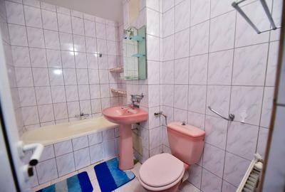 Apartament cu 3 camere decomandat în Turnișor - 2