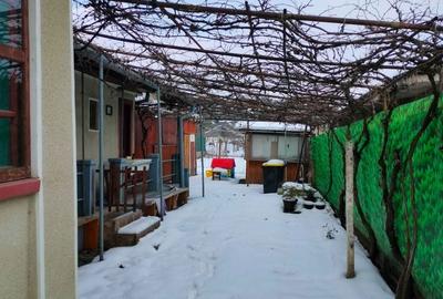 Casă cu 2 camere cu Teren 733 Mp în Central - 8