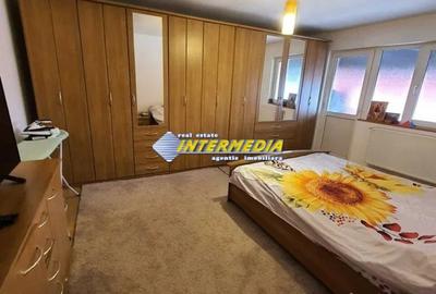 Casă individuală cu 4 camere cu Canalizare în Cetate - 6