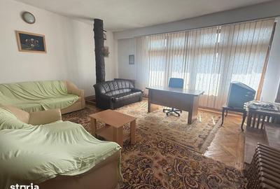 Casă cu 4 camere cu Teren 200 Mp în Central - 16
