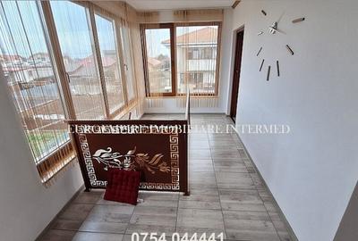 Vila+casa de vanzare in Constanta, zona Km 5 - 4