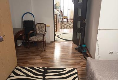 Apartament cu 2 camere decomandat în Exterior Vest - 3