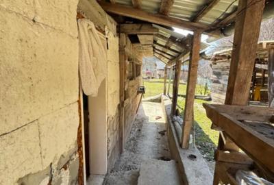 Casă cu 3 camere cu Teren 300 Mp în Valea Borcutului - 13